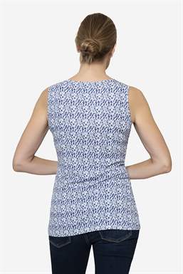 Blue floralprint nursing top with pleats at the chest in organic bamboo, seen from behind